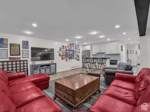 Living - 135 E 200 N, Kanosh, UT 84637 photo 7 of 8