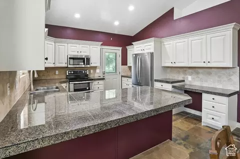 Kitchen - 684 E Apple Dr, Logan, UT 84321 photo 4 of 4