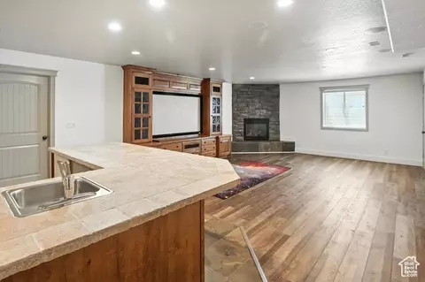 Living - 684 E Apple Dr, Logan, UT 84321 photo 3 of 5