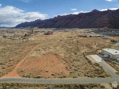 2284 Resource Blvd N #Q, Moab, UT 84532