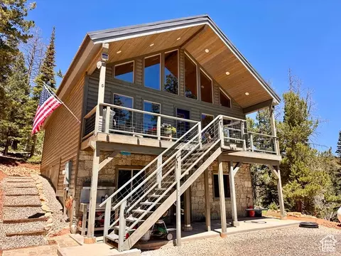 636 W Kokopelli Loop, Brian Head, UT 84719