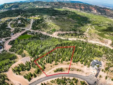 319 N Highland Dr #57, Brian Head, UT 84719