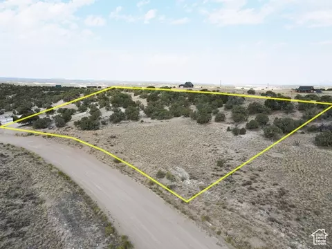 12496 S George Marett Dr W #DMR8, Duchesne, UT 84021