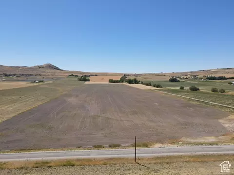 1667 N 6400 W, Petersboro, UT 84325 photo 2
