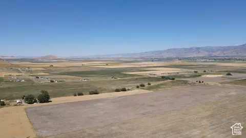 1667 N 6400 W, Petersboro, UT 84325 photo 7