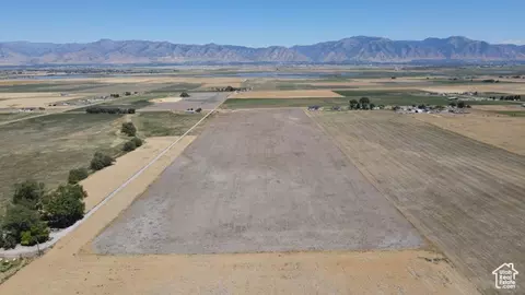 1667 N 6400 W, Petersboro, UT 84325 photo 4