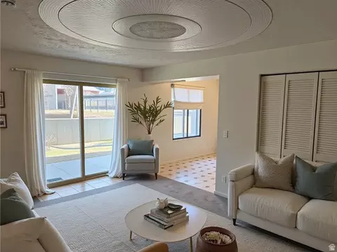 Living - 426 E Creekside Cir #B, Murray, UT 84107 photo 1 of 6
