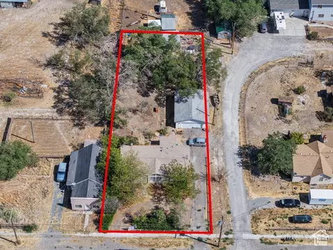 697 E Main St N, Grantsville, UT 84029