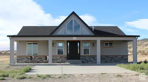 1036 W Chads Rd, Bicknell, UT 84715