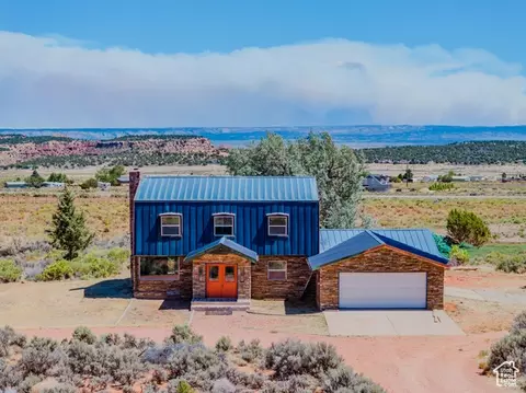6178 E Zion Rd, Kanab, UT 84741