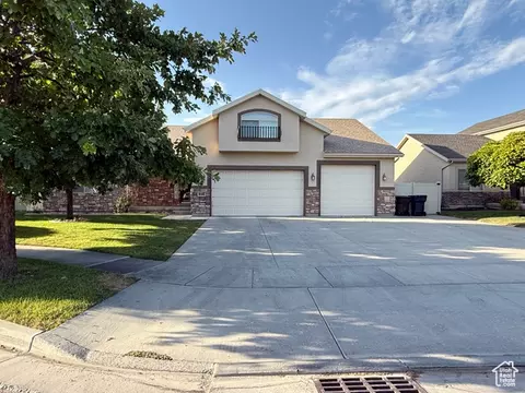 2038 W 2185 S, Woods Cross, UT 84087