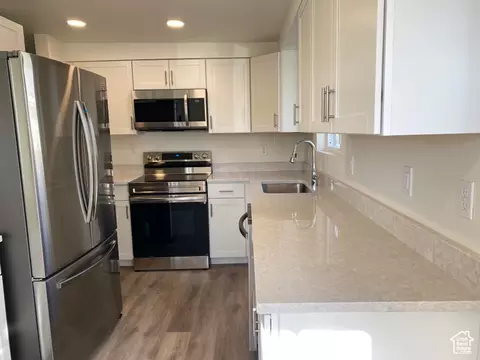 77 E Nicoletti Dr S, Midvale, UT 84047
