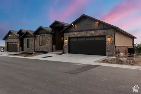 4849 Nightingale Ln, Ogden, UT 84403