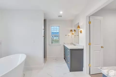 Bath - 8 W Stillwater St S #147, Vineyard, UT 84058 photo 4 of 6