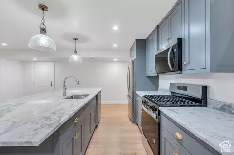 Kitchen - 8 W Stillwater St S #147, Vineyard, UT 84058 photo 5 of 5