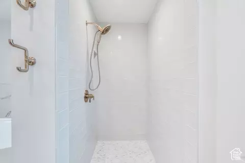 Bath - 8 W Stillwater St S #147, Vineyard, UT 84058 photo 5 of 6