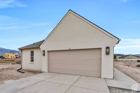 Exterior - 8 W Stillwater St S #147, Vineyard, UT 84058 photo 3 of 4