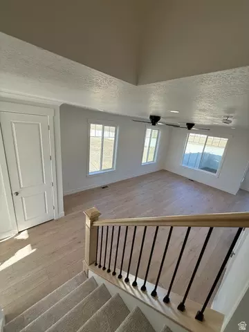 Living - 1142 W 220 N, Mapleton, UT 84664 photo 3 of 4