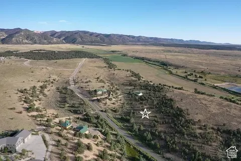 1730 Eagle Cir, Hatch, UT 84735