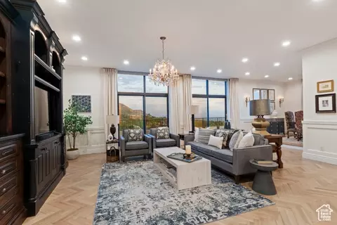 960 S Donner Way #740, Salt Lake City, UT 84108