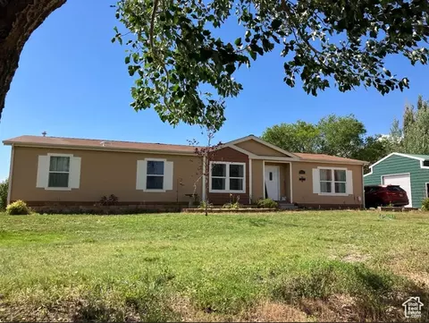 4622 S 10400 E, Randlett, UT 84063
