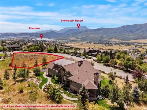 5674 Porcupine Dr #19, Eden, UT 84310
