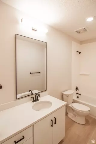 Bath - 346 E 200 S #A103, Moab, UT 84532 photo 1 of 1