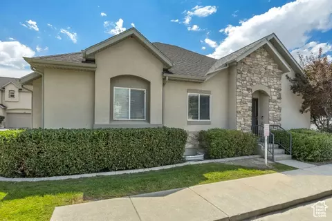 1589 W Wyngate Park Dr, South Jordan, UT 84095