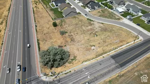 615 W Fox Meadow Dr, Pleasant View, UT 84414
