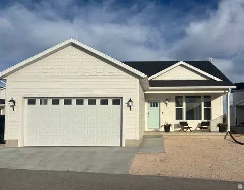 133 E Sailors Way, Garden City, UT 84028