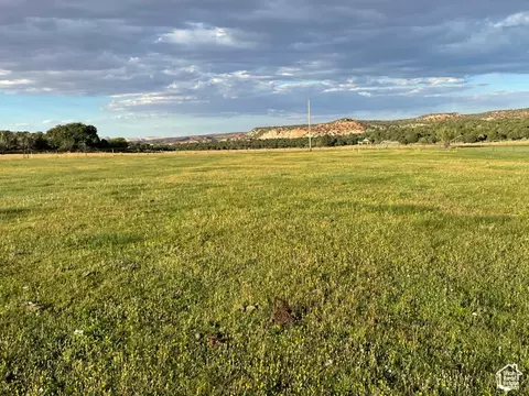 713 W Eagle, Grover, UT 84773 photo 8