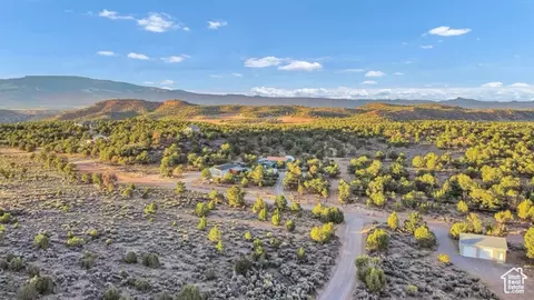 713 W Eagle, Grover, UT 84773 photo 17