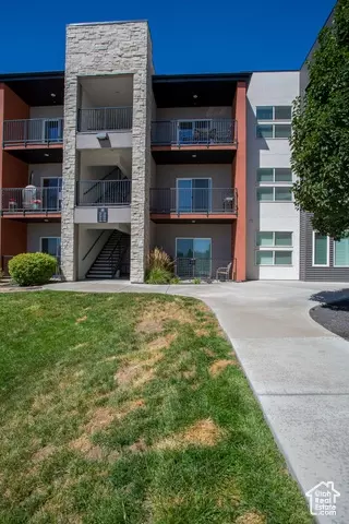 875 S Depot St #A335, Clearfield, UT 84015
