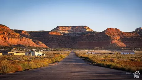 47 Sego Lily Cir, Kanab, UT 84741