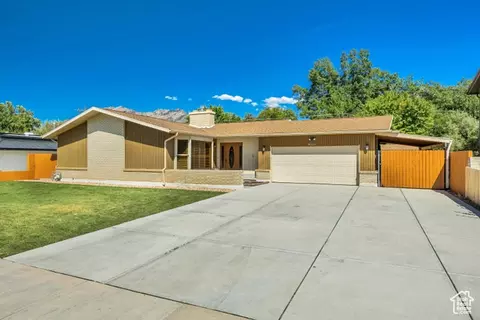 8131 S Viscounti Dr, Sandy, UT 84093