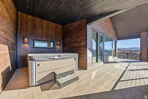 Exterior - 10640 N Reflection Rdg #R6, Hideout, UT 84036 photo 1 of 2