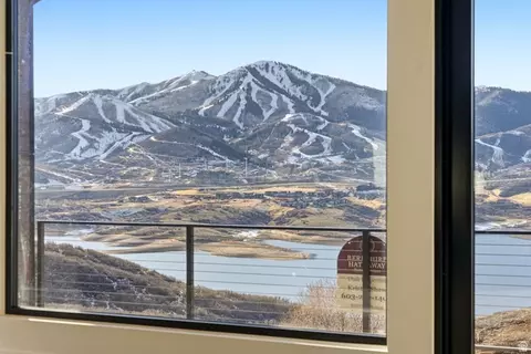View/Area - 10640 N Reflection Rdg #R6, Hideout, UT 84036 photo 1 of 4