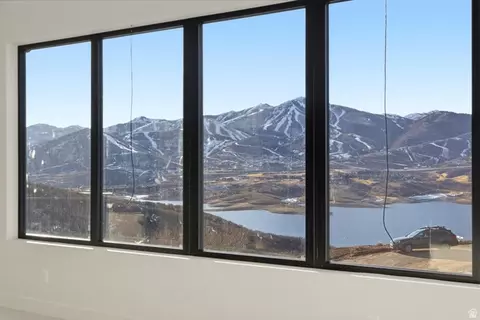 View/Area - 10640 N Reflection Rdg #R6, Hideout, UT 84036 photo 3 of 4