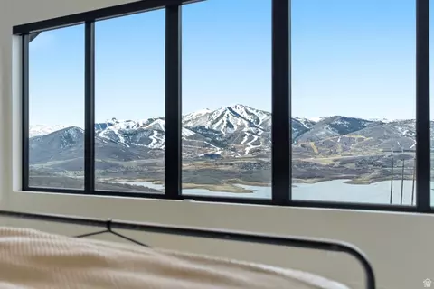 Bedroom - 10640 N Reflection Rdg #R6, Hideout, UT 84036 photo 1 of 6