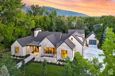 2138 E Pheasant Ln, Holladay, UT 84121