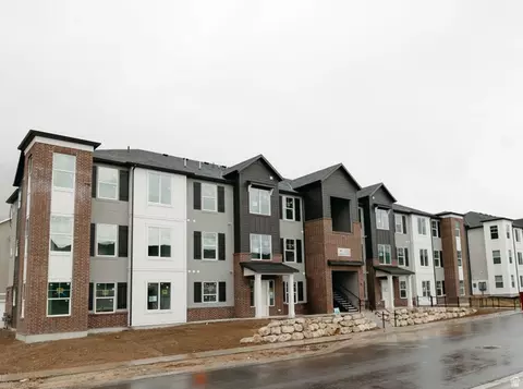 4653 S Alder Dr #H302, Mapleton, UT 84664