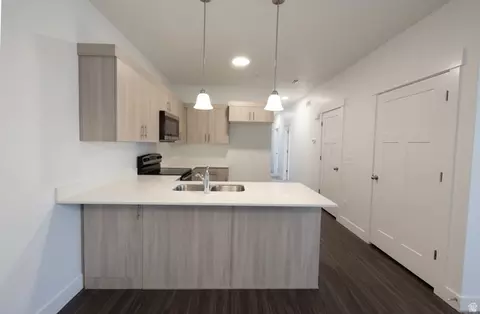 Kitchen - 4653 S Alder Dr #H302, Mapleton, UT 84664 photo 2 of 3