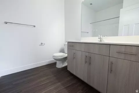 Bath - 4653 S Alder Dr #H302, Mapleton, UT 84664 photo 1 of 1