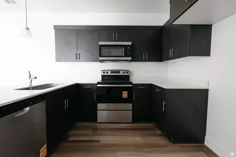 Kitchen - 4653 S Alder Dr #H303, Mapleton, UT 84664 photo 3 of 3
