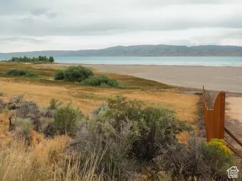 567 E Shore Rd E, Saint Charles, ID 83272