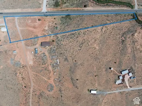 Undisclosed, Torrey, UT 84775 photo 8