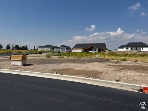 4146 S 5800 W #5, Hooper, UT 84315