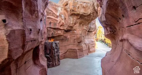 Entry Way - 2331 S Mesa Rd #E-3, Moab, UT 84532 photo 2 of 2