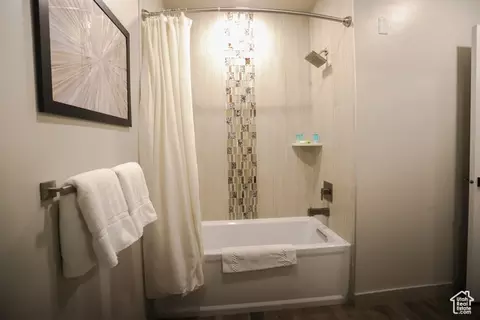 Bath - 2331 S Mesa Rd #E-3, Moab, UT 84532 photo 1 of 8