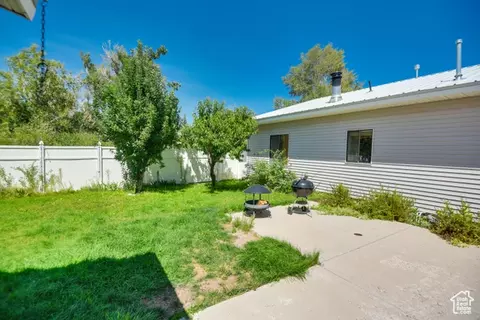 Exterior - 2373 E 190 Navajo Trl N, Beaver, UT 84713 photo 9 of 10